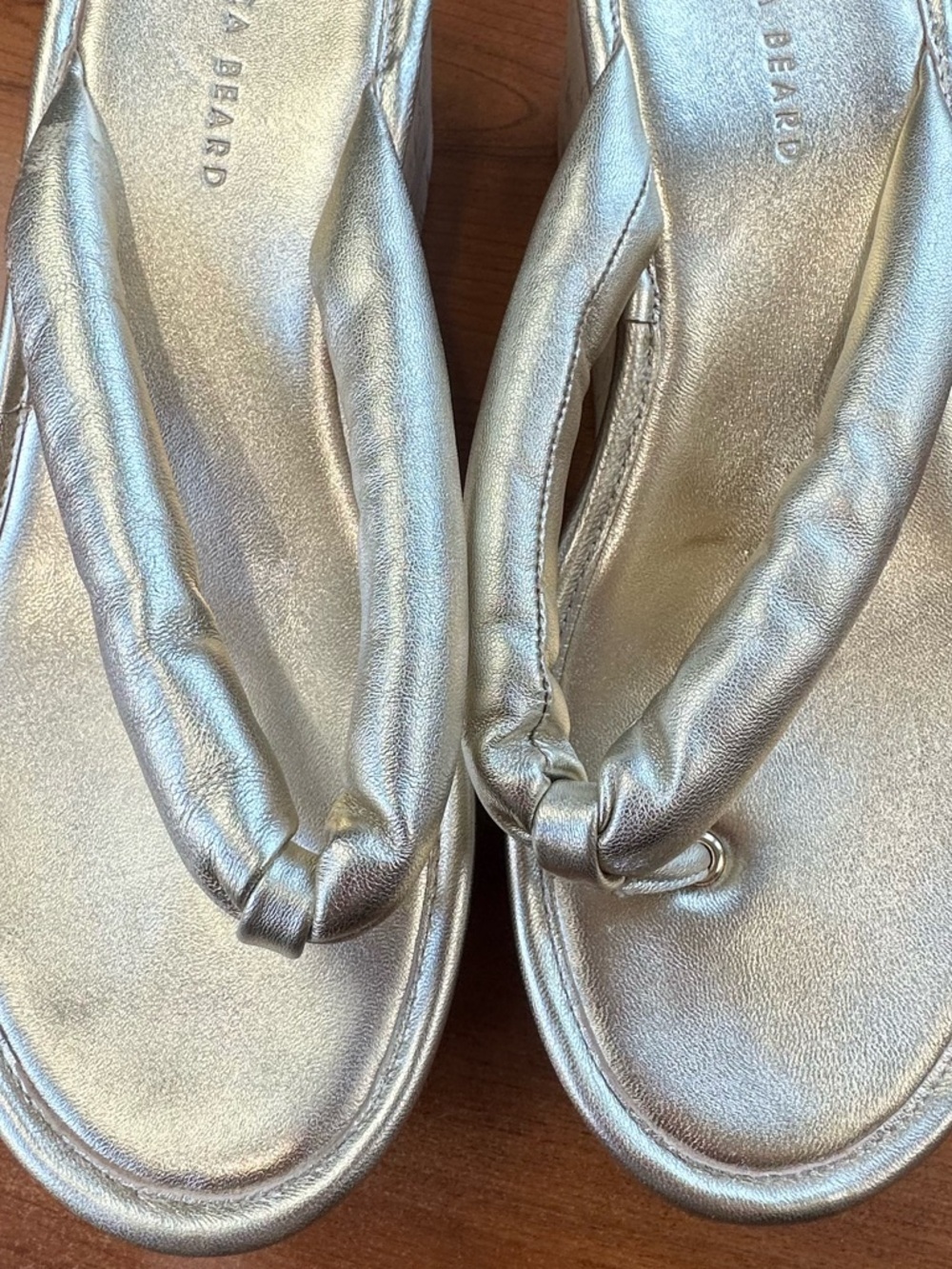 Veronica Beard Genocork Metallic Champagne Thong Sandals Sz 10 - Picture 4 of 16